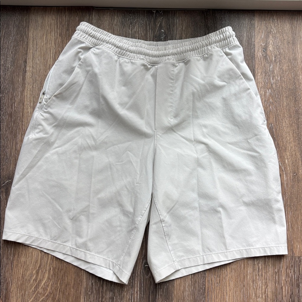 Men's LuluLemon White Short